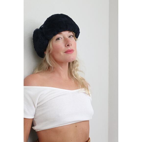 1990's Vintage Trapper Vinyl & Faux Fur Navy Hat ~ Unisex Trooper Cap ~ Aviator - Picture 3 of 7
